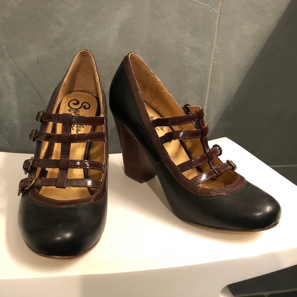 High Heel Mary Jane Pumps